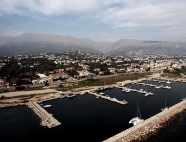 Το ΤΑΙΠΕΔ προεπέλεξε τρία επενδυτικά σχήματα για την εκμετάλλευση της μαρίνας Χίου